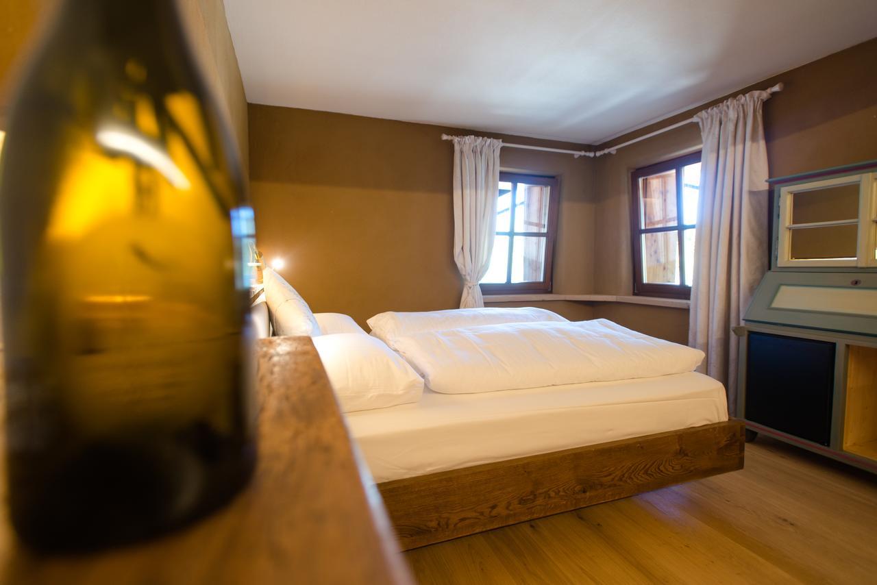 Weingut Georgium Panzió Sankt Georgen am Längsee Kültér fotó